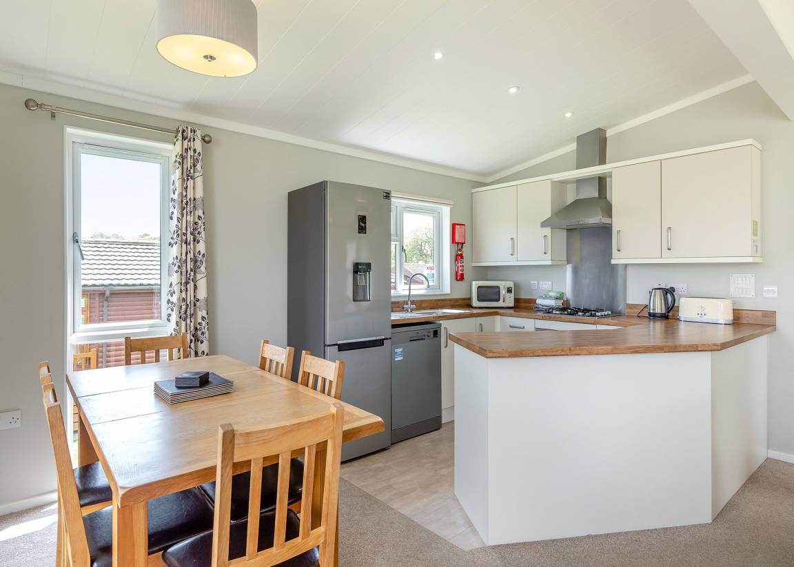 Chalet ∙ 3 Bedrooms ∙ 6 Guests - Cornwall