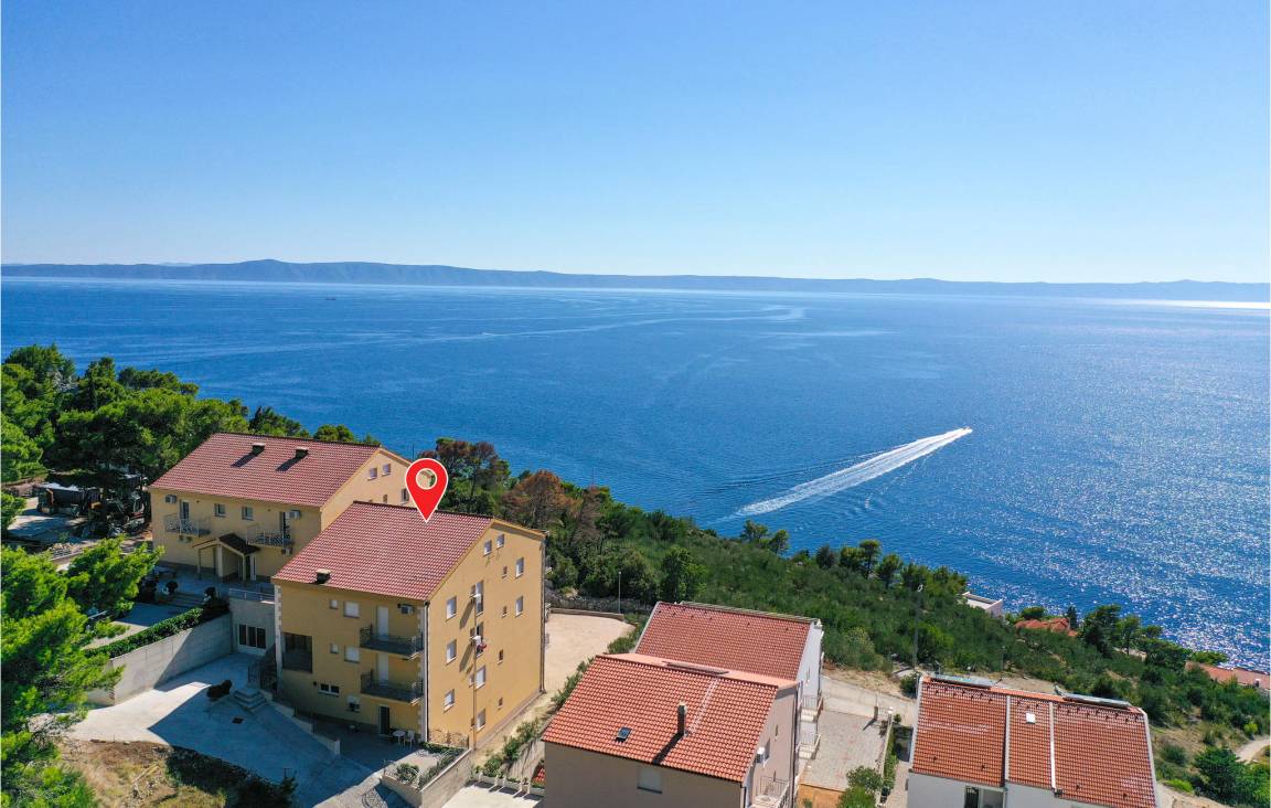 24 M² Appartamento Vacanza ∙ 2 Ospiti - Promajna
