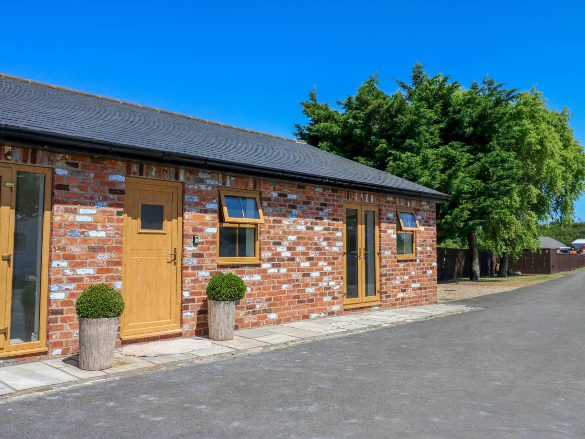 Cottage ∙ 3 Bedrooms ∙ 6 Guests - Darlington