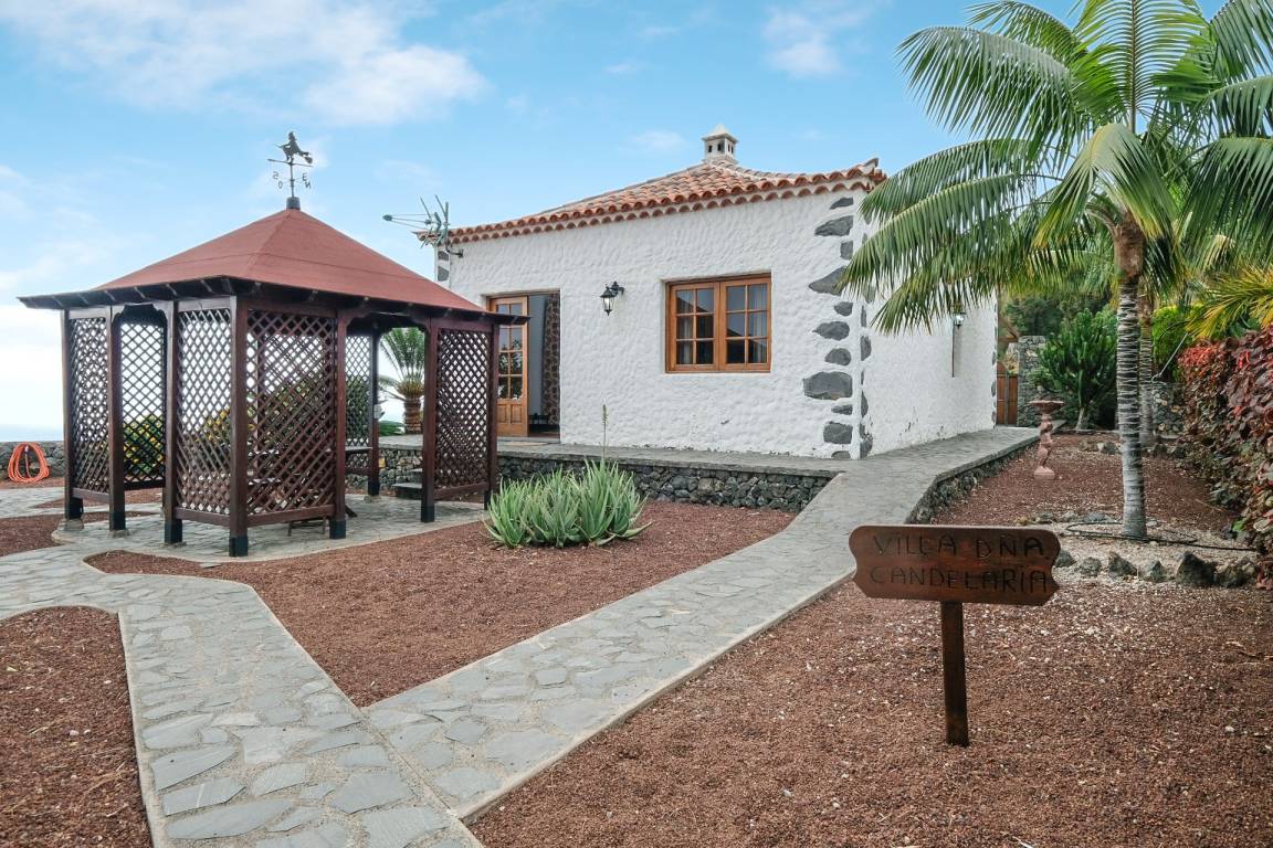 190 M² Casa De Campo ∙ 4 Habitaciones ∙ 6 Huéspedes - Tenerife