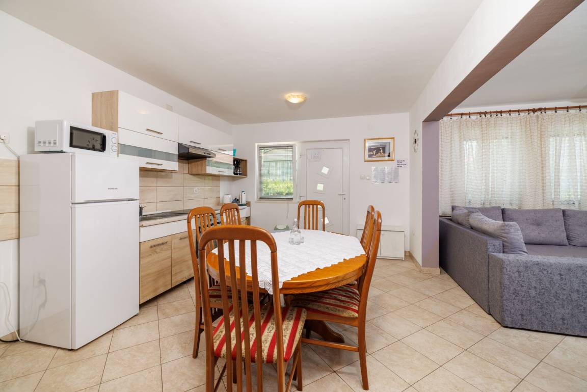 67 M² Appartement ∙ 2 Chambres ∙ 4 Personnes - Senj