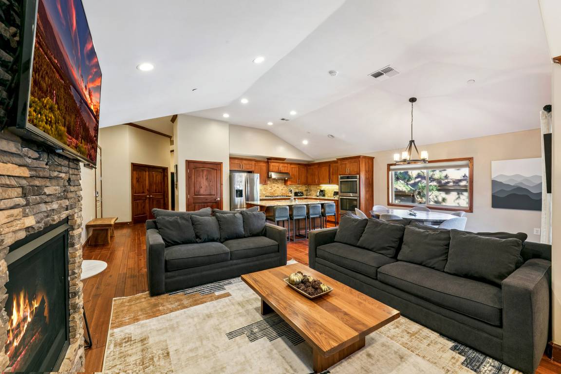 203 M² House ∙ 4 Bedrooms ∙ 10 Guests - Zephyr Cove, NV