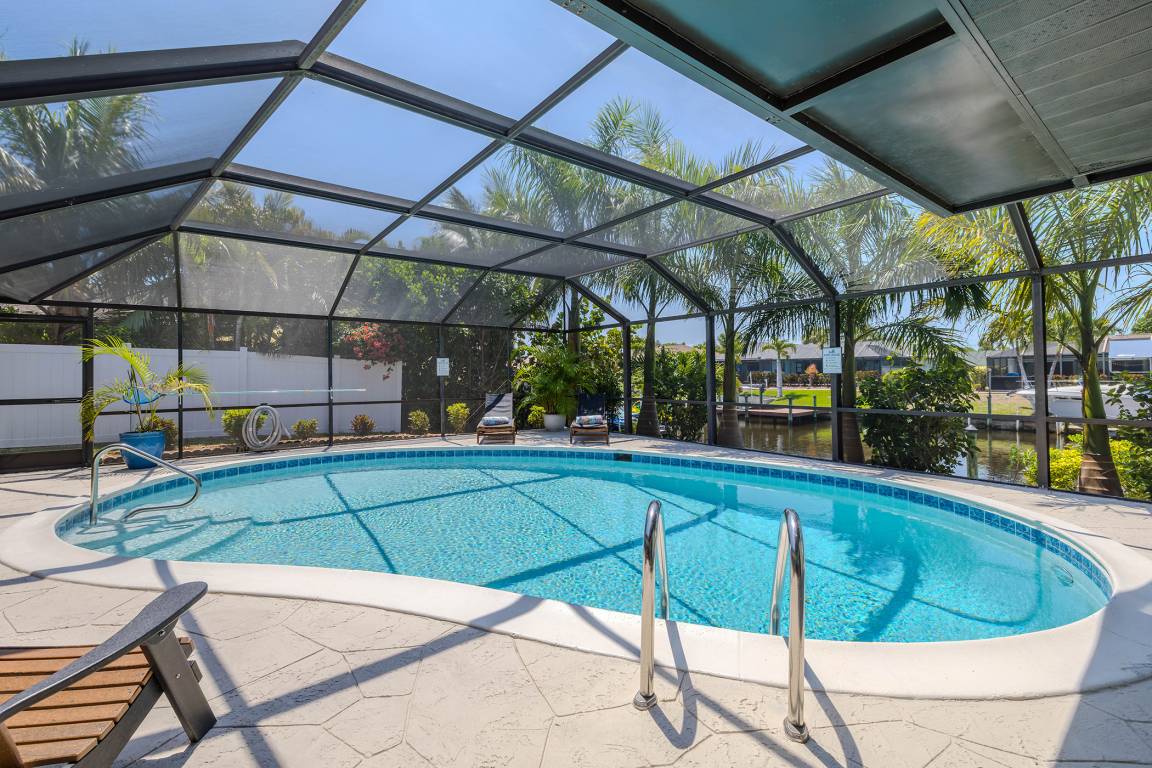 189 M² House ∙ 3 Bedrooms ∙ 10 Guests - Cape Coral, FL