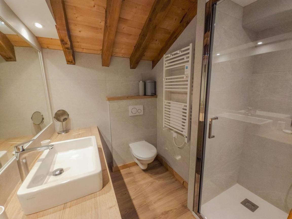 133 m² Ferienwohnung ∙ 4 Schlafzimmer ∙ 10 Gäste – Bild 18