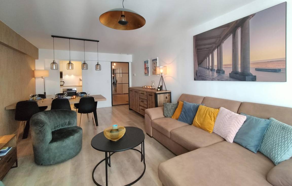 80 M² Appartement ∙ 2 Chambres ∙ 6 Personnes - Ostende