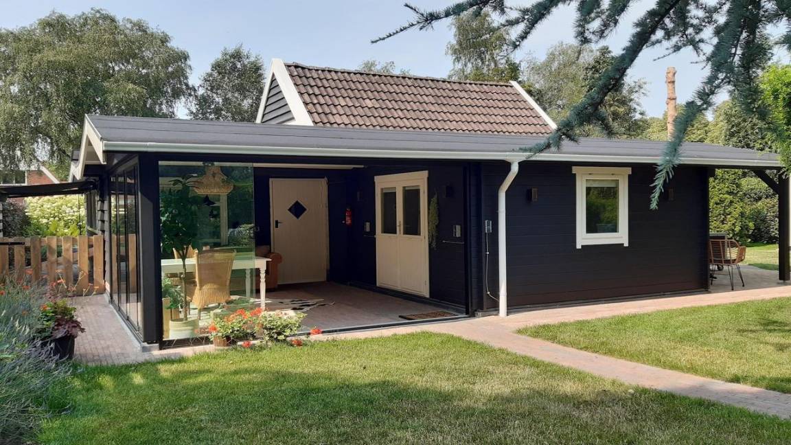 Ferienhaus ∙ 1 Schlafzimmer ∙ 2 Gäste - Weener