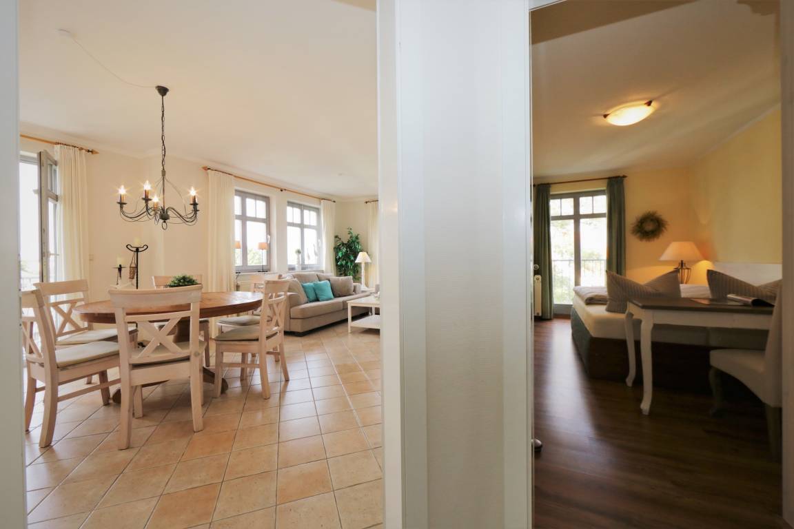 77 m² Ferienwohnung ∙ 2 Schlafzimmer ∙ 4 Gäste – Bild 9
