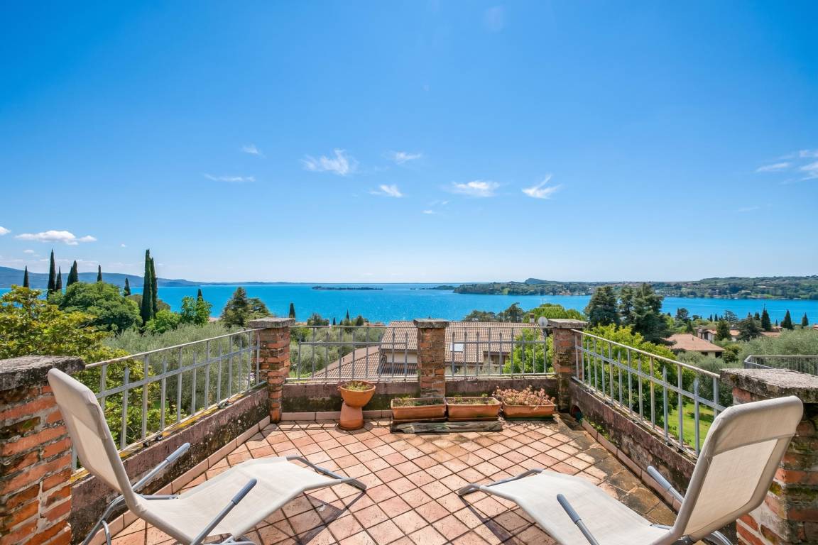 400 M² Huis ∙ 2 Slaapkamers ∙ 6 Gasten - Toscolano-Maderno