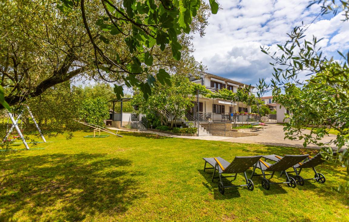 100 M² Appartement ∙ 3 Chambres ∙ 6 Personnes - Malinska