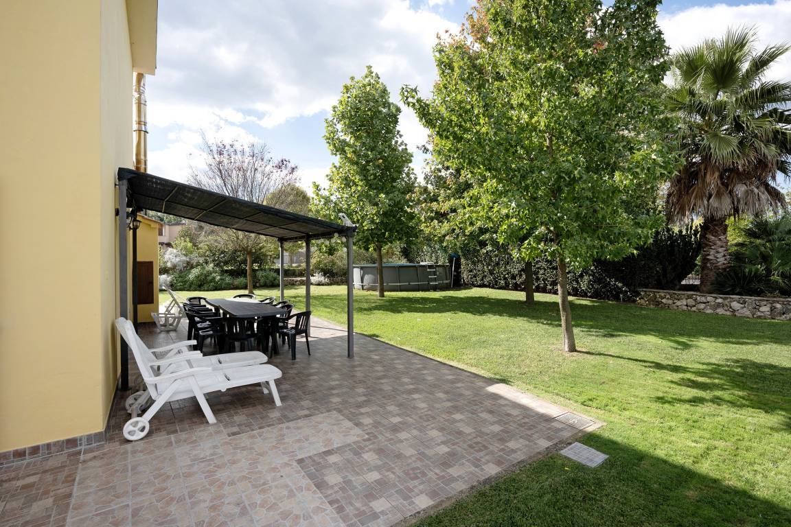 Villa 'Relax' with Mountain View, Wi-Fi and Air Conditioning