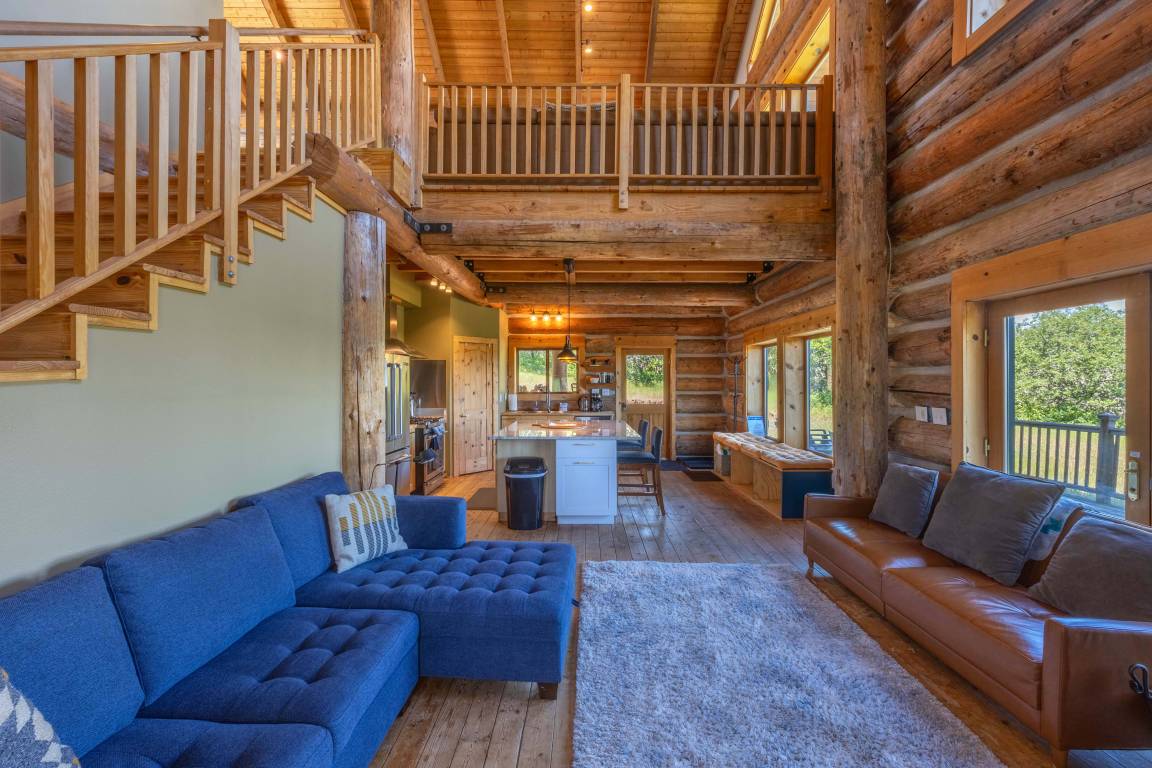182 M² Cabin ∙ 3 Bedrooms ∙ 7 Guests - Oregon