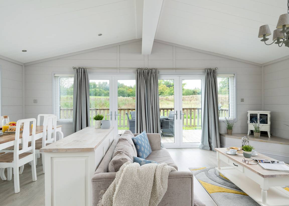 Chalet ∙ 2 Bedrooms ∙ 4 Guests - Norfolk