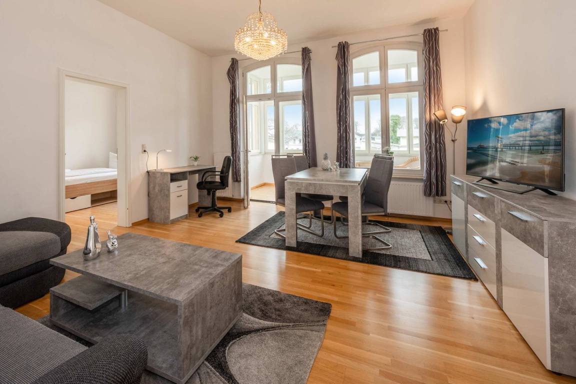 70 M² Ferienwohnung ∙ 2 Schlafzimmer ∙ 7 Gäste - Heringsdorf