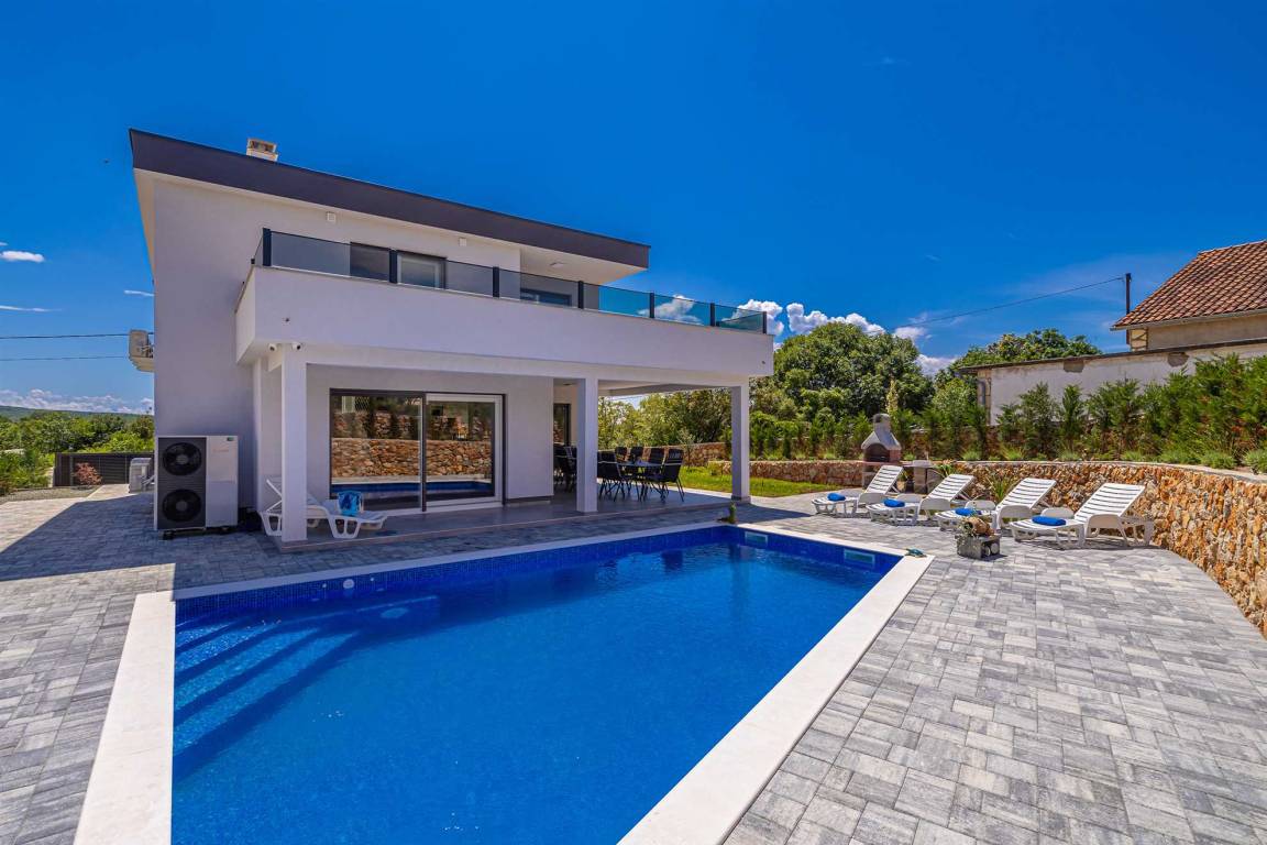 170 M² Villa ∙ 4 Bedrooms ∙ 10 Guests - Cres