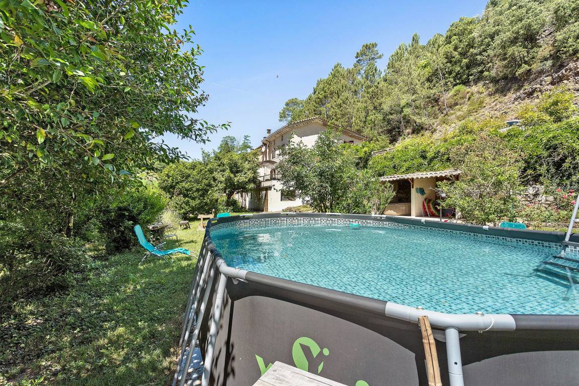 96 M² Ferienhaus ∙ 4 Schlafzimmer ∙ 8 Gäste - Département Gard