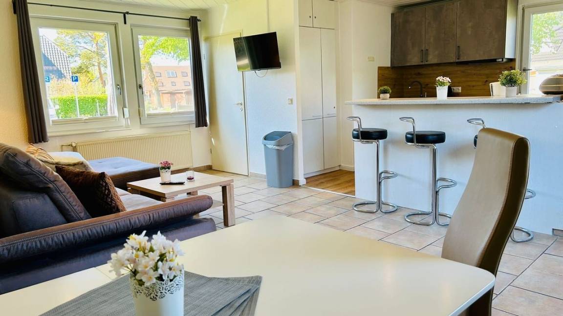 55 M² Ferienhaus ∙ 1 Schlafzimmer ∙ 3 Gäste - Zingst