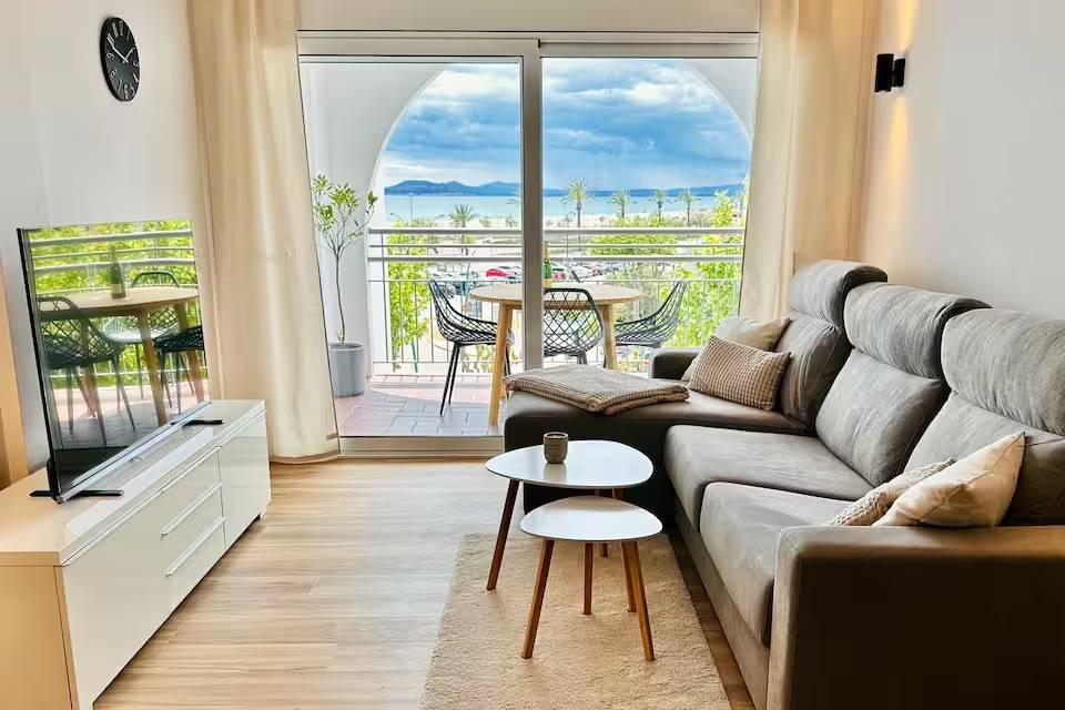 82 M² Ferienwohnung ∙ 1 Schlafzimmer ∙ 4 Gäste - Empuriabrava