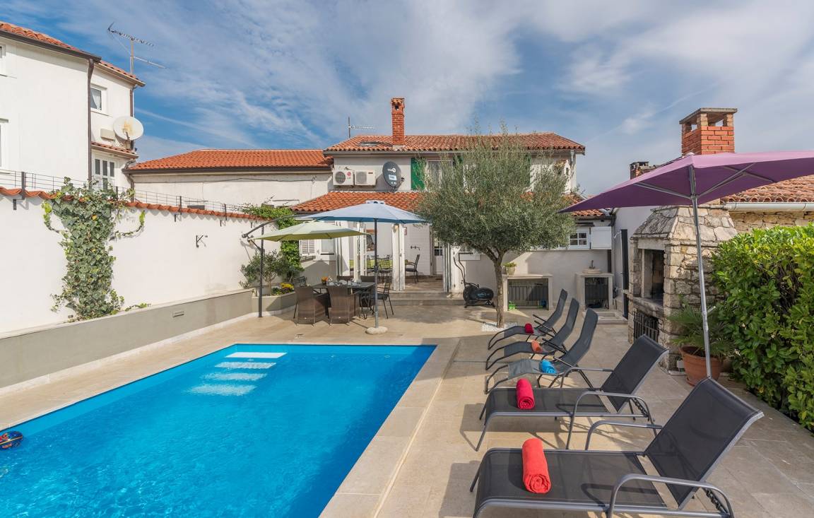 144 M² Maison De Vacances ∙ 3 Chambres ∙ 8 Personnes - Motovun