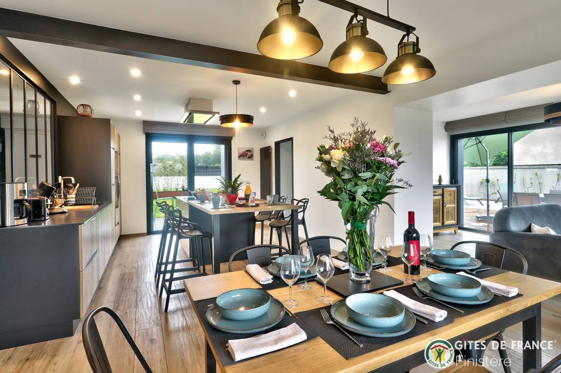 135 m&sup2; G&icirc;te 3 Schlafzimmer 6 G&auml;ste