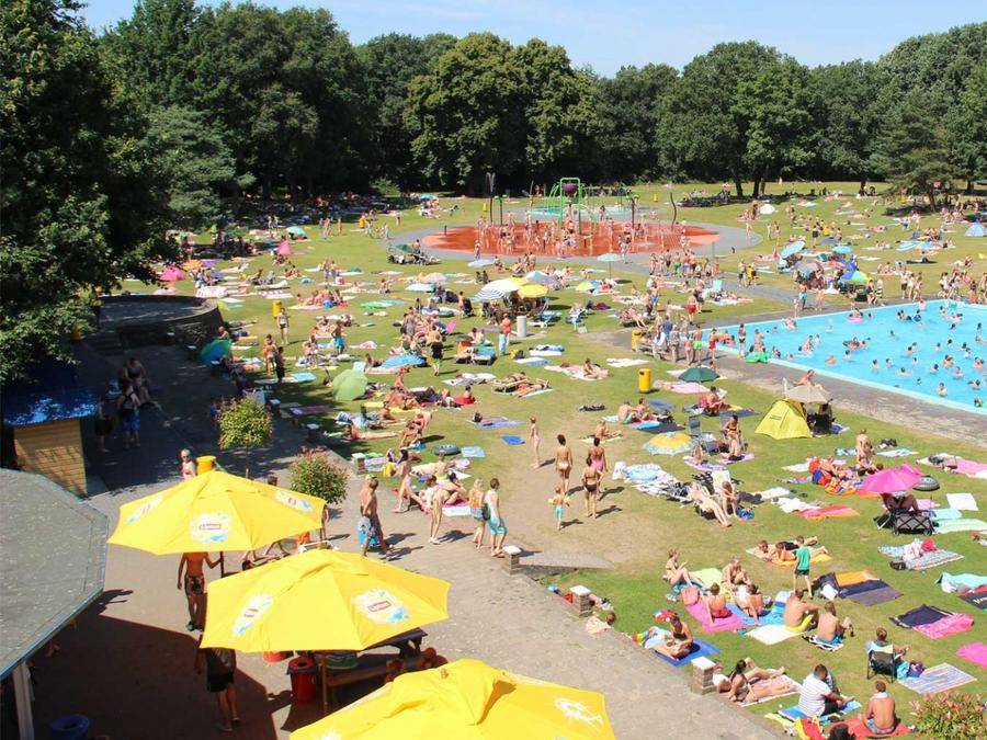 40 M² Chalet ∙ 3 Chambres ∙ 6 Personnes - Essen (Belgique)