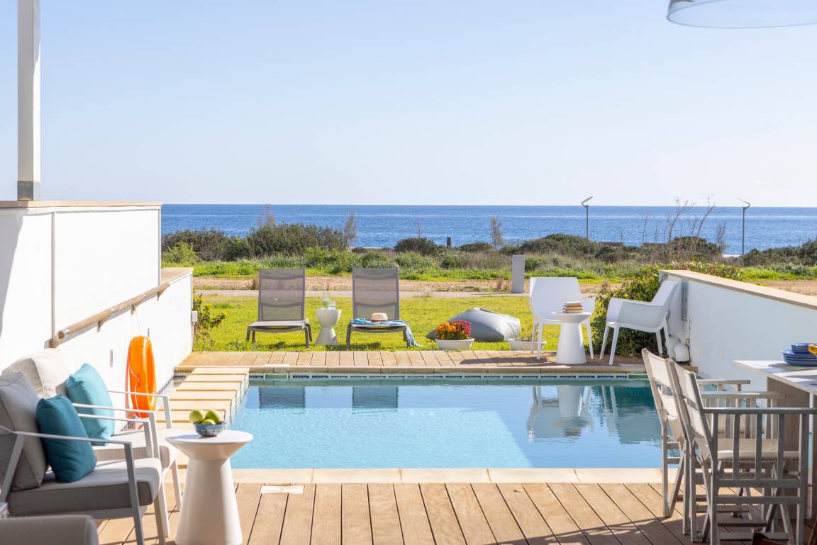 200 M² Villa ∙ 4 Bedrooms ∙ 8 Guests - Protaras