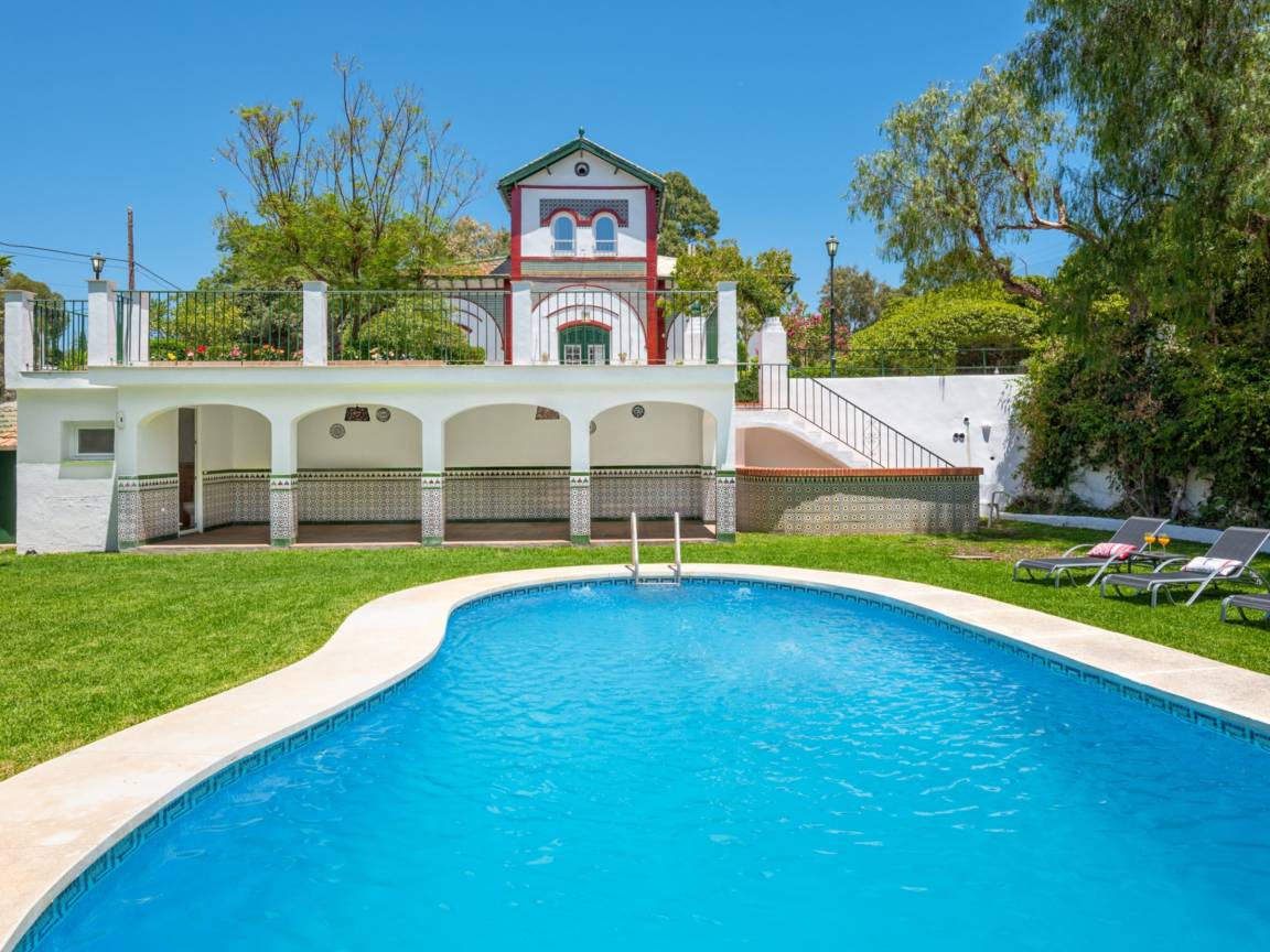 300 M² Villa ∙ 5 Habitaciones ∙ 13 Huéspedes - Málaga, España
