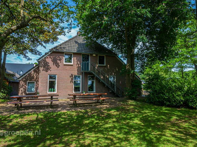 Ferienhaus ∙ 2 Schlafzimmer ∙ 18 Gäste - Assen