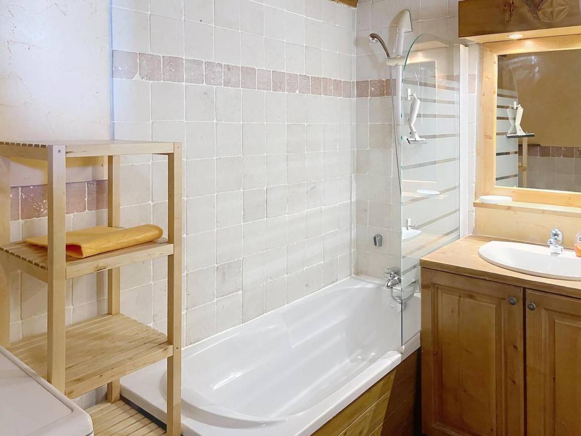 90 m² Ferienwohnung ∙ 3 Schlafzimmer ∙ 10 Gäste – Bild 14