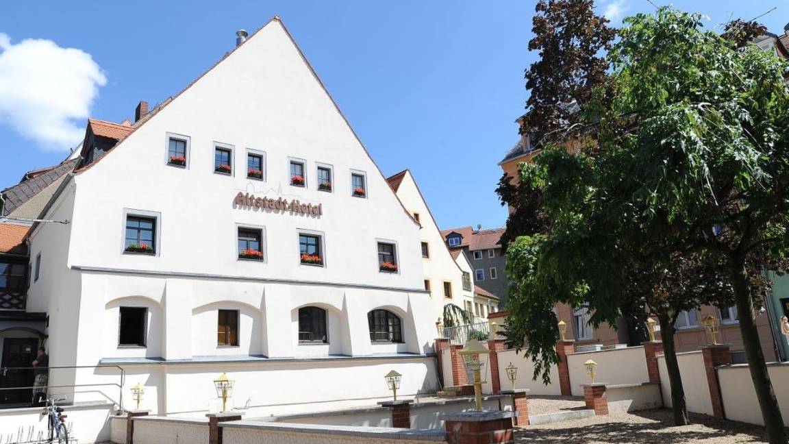48 M² Ferienwohnung ∙ 1 Schlafzimmer ∙ 2 Gäste - Reinsberg
