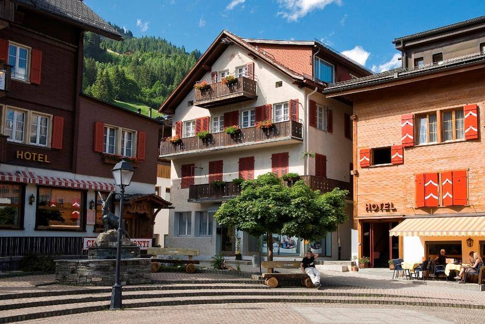 65 M² Ferienwohnung ∙ 1 Schlafzimmer ∙ 4 Gäste - Adelboden
