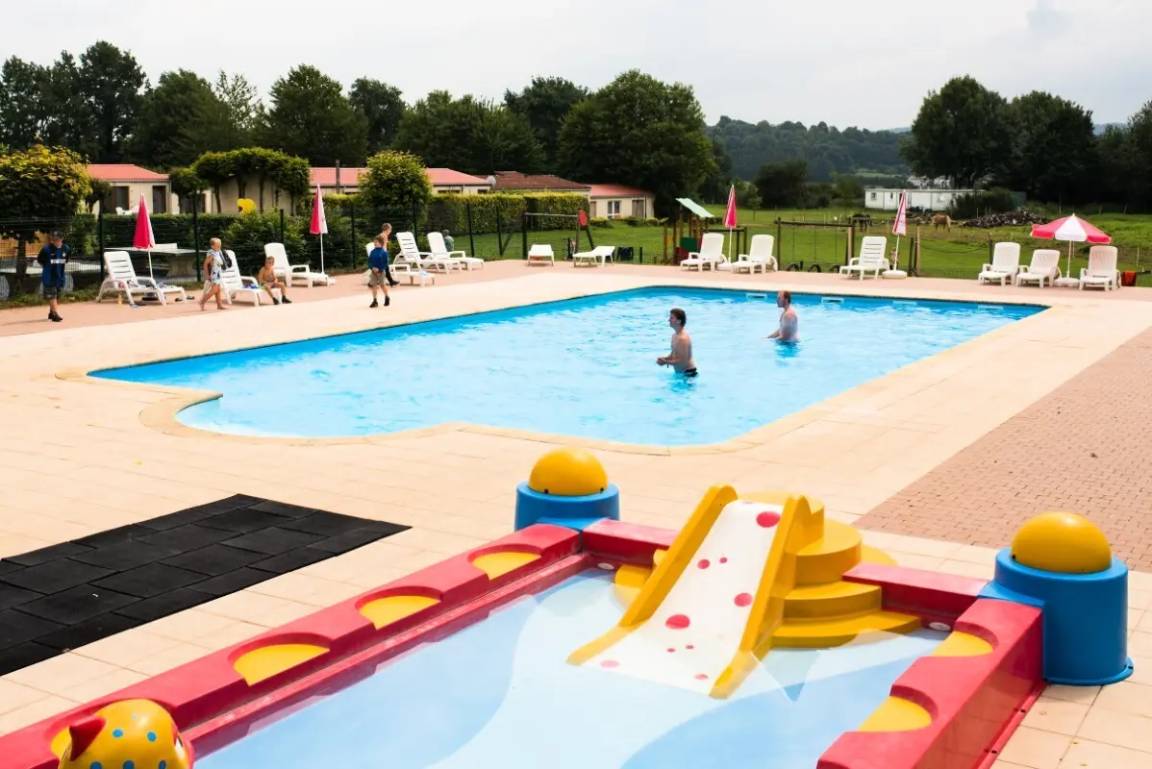 Mobil-home ∙ 1 Chambre ∙ 4 Personnes - Wallonie