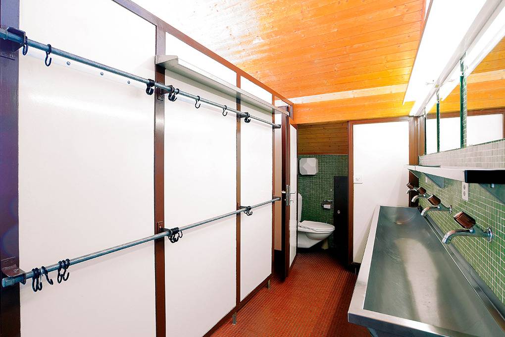 120 m² Ferienhaus ∙ 3 Schlafzimmer ∙ 20 Gäste – Bild 11