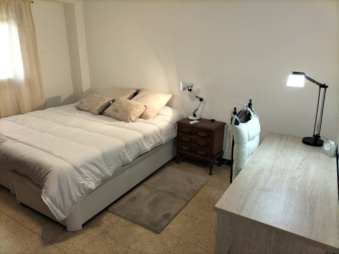 90 M² Private Room ∙ 1 Bedroom ∙ 1 Guest - Valencia