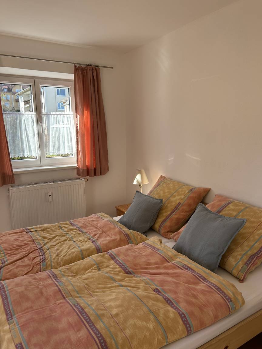 70 M² Ferienwohnung ∙ 2 Schlafzimmer ∙ 2 Gäste - Chiemsee