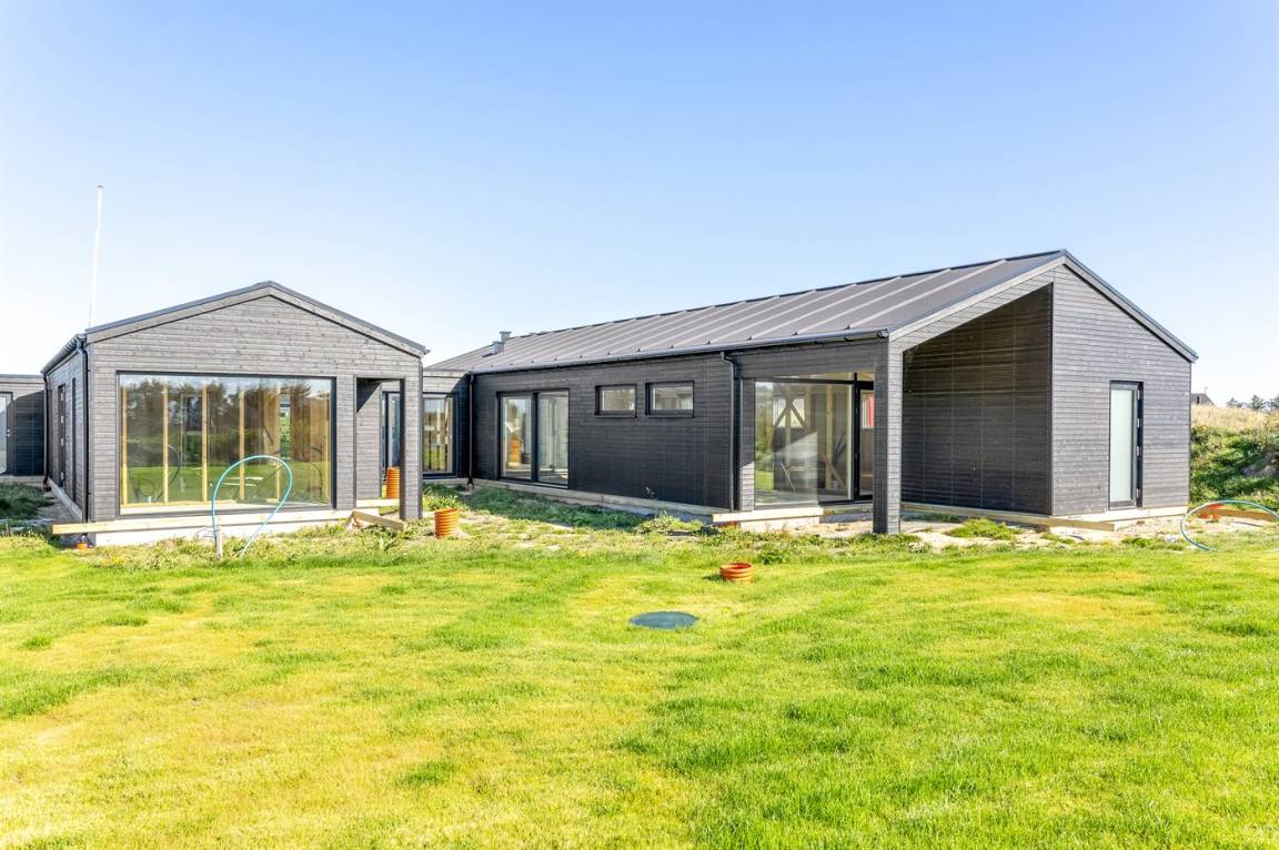 215 m&sup2; Ferienhaus 6 Schlafzimmer 12 G&auml;ste