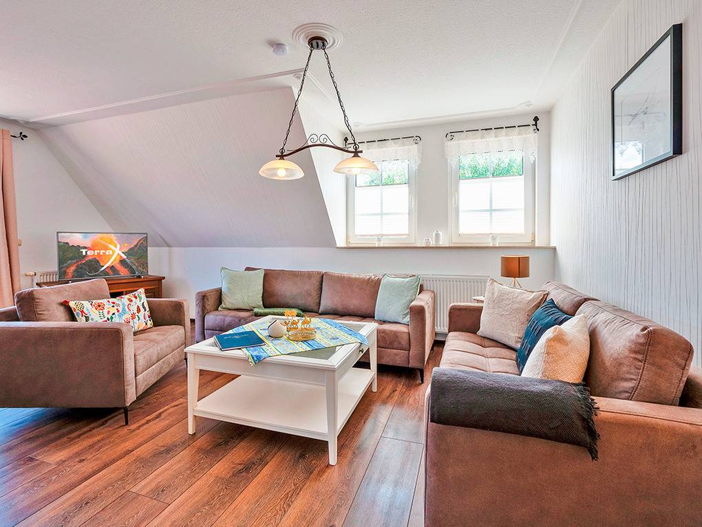 102 m² Ferienwohnung ∙ 3 Schlafzimmer ∙ 5 Gäste – Bild 4