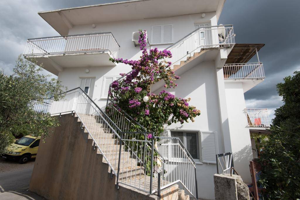 60 M² Apartment ∙ 2 Bedrooms ∙ 4 Guests - Primošten