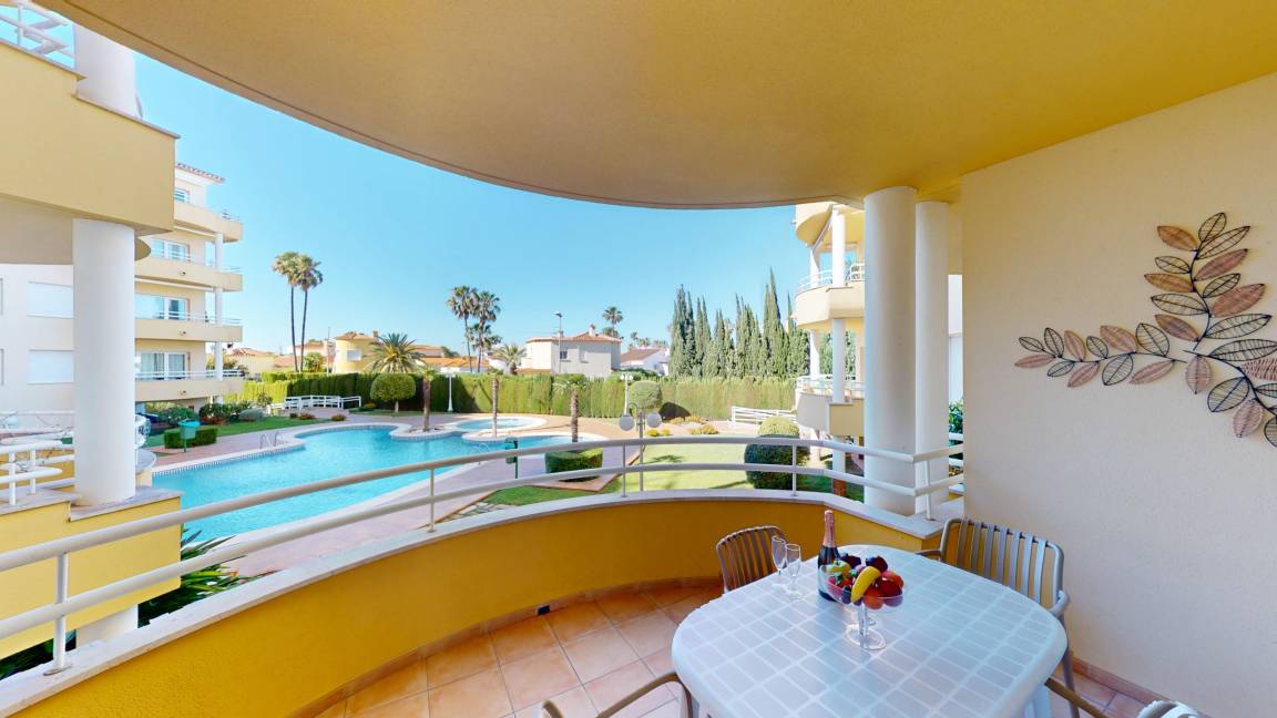 90 M² Apartamento ∙ 2 Habitaciones ∙ 5 Huéspedes - Pego