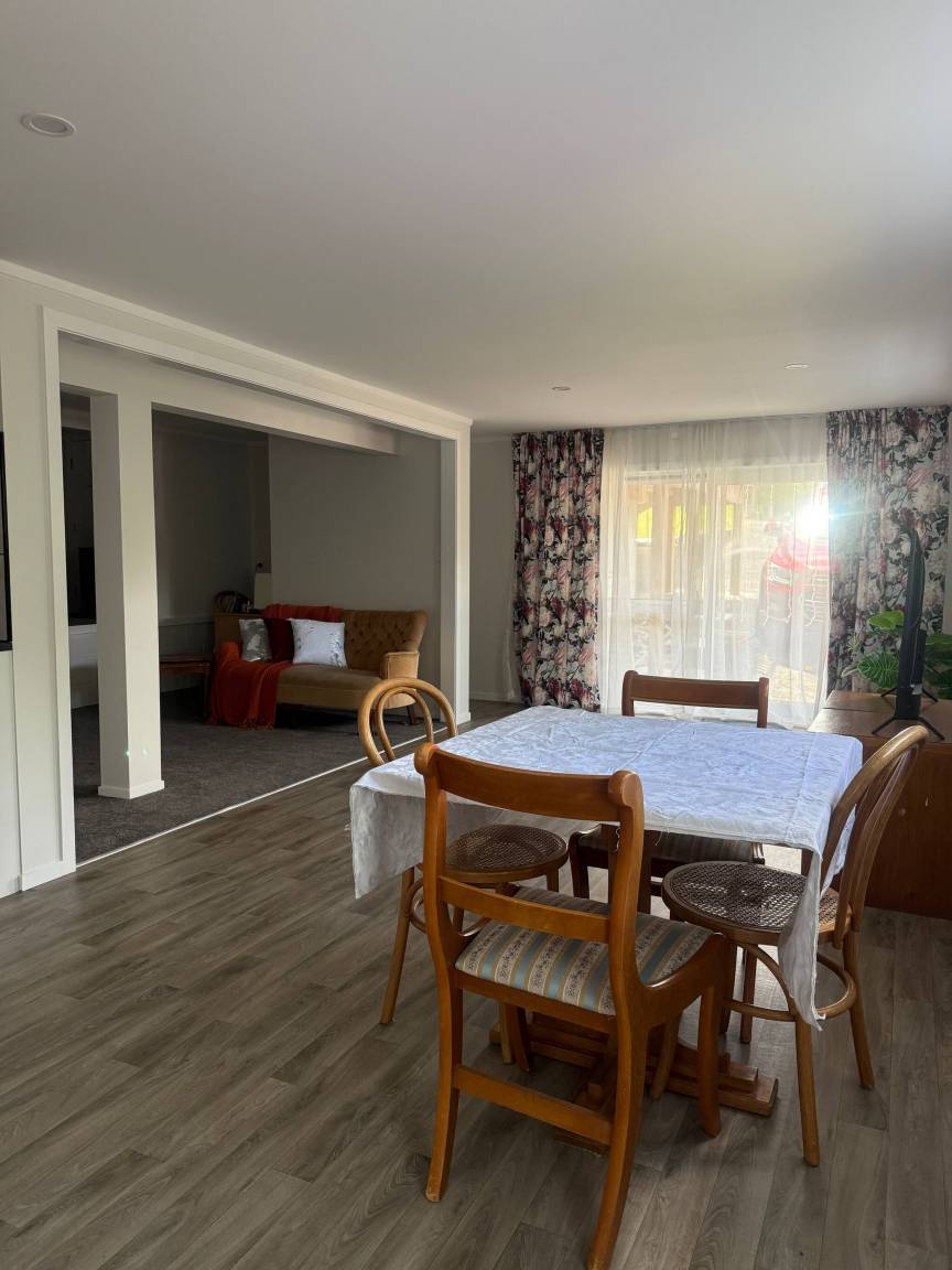 350 M² House ∙ 3 Bedrooms ∙ 5 Guests 2