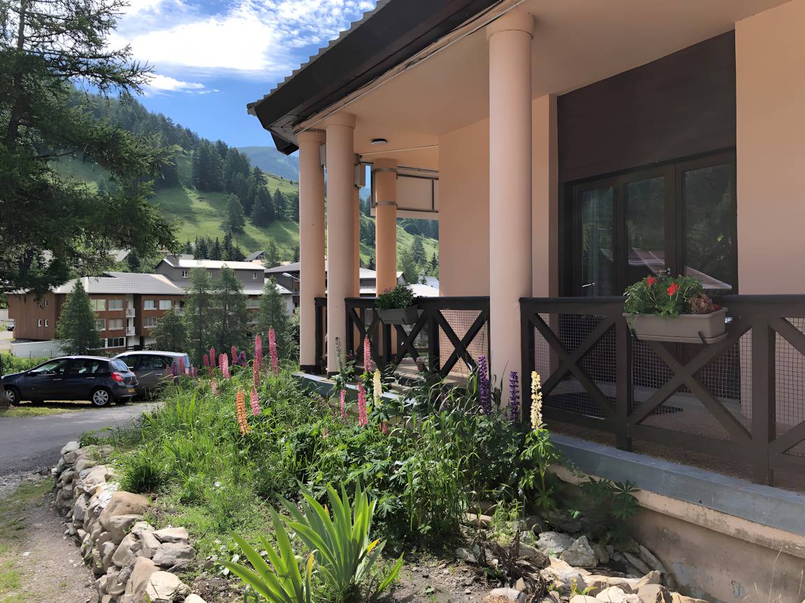 25 M² Chambre D'hôtes ∙ 1 Chambre ∙ 2 Personnes - Allos