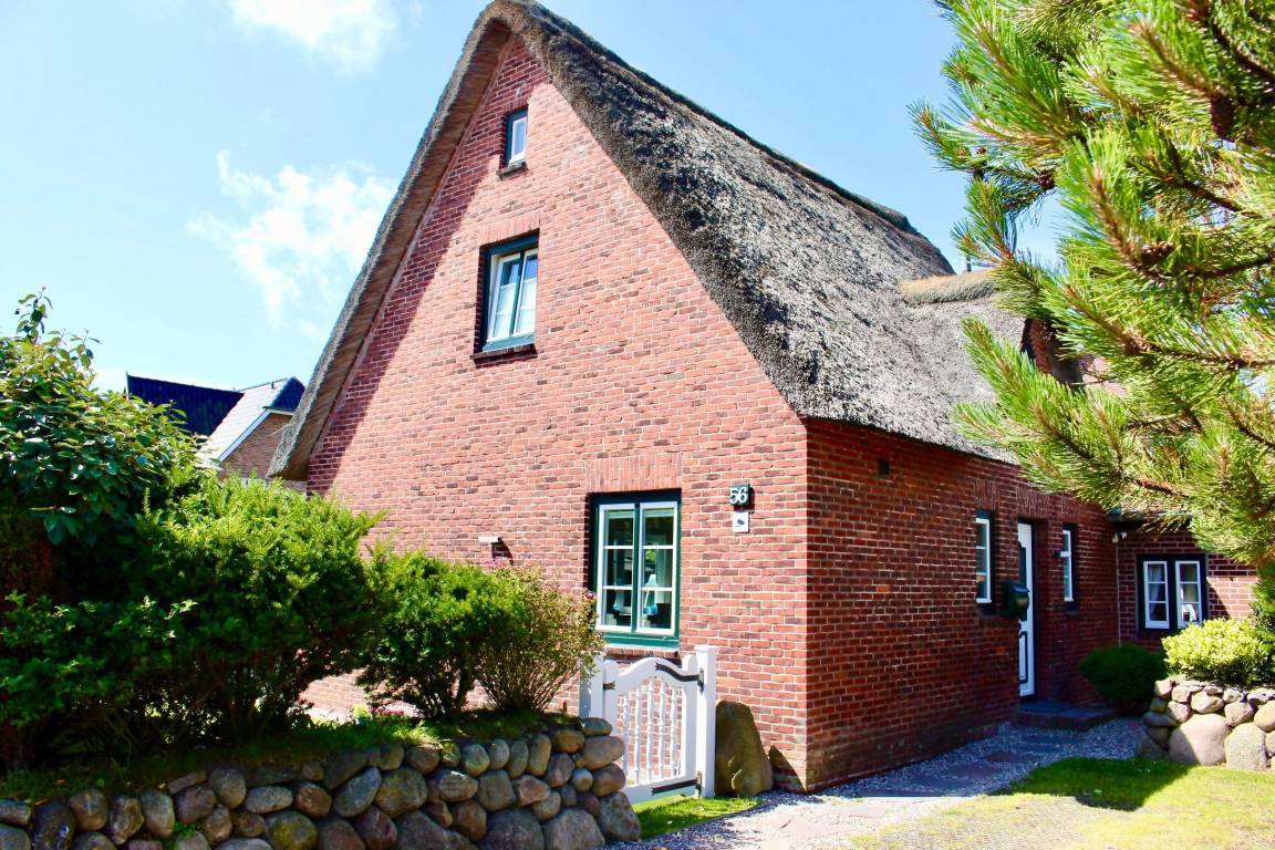 100 M² House ∙ 2 Bedrooms ∙ 6 Guests - Sylt