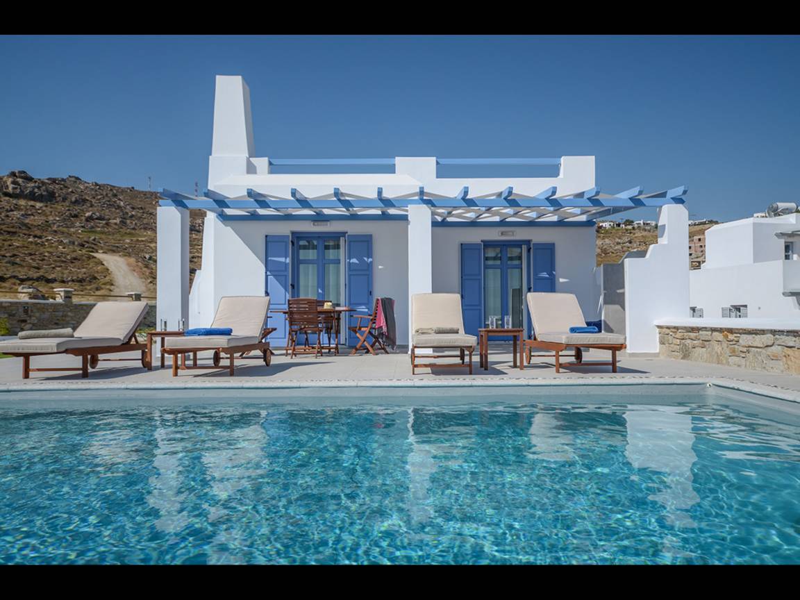 Villa ∙ 2 Bedrooms ∙ 8 Guests - Naxos, Greece