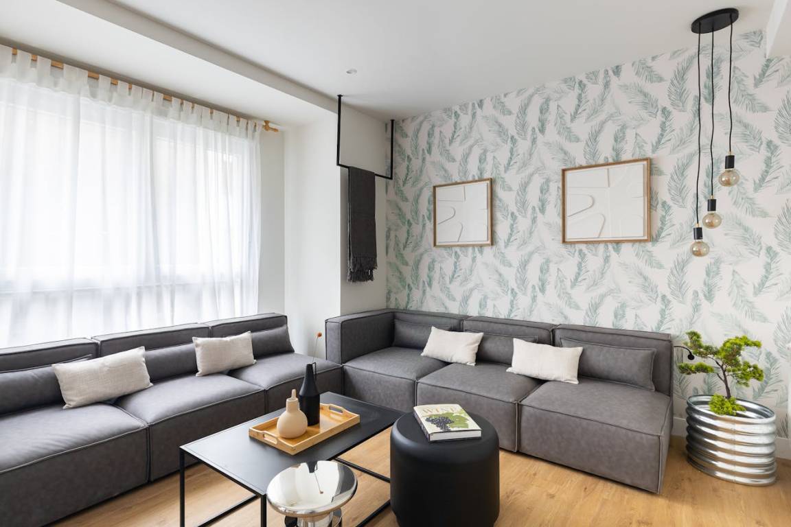 108 M² Apartament ∙ 6 Sypialni ∙ 7 Gości - Bilbao