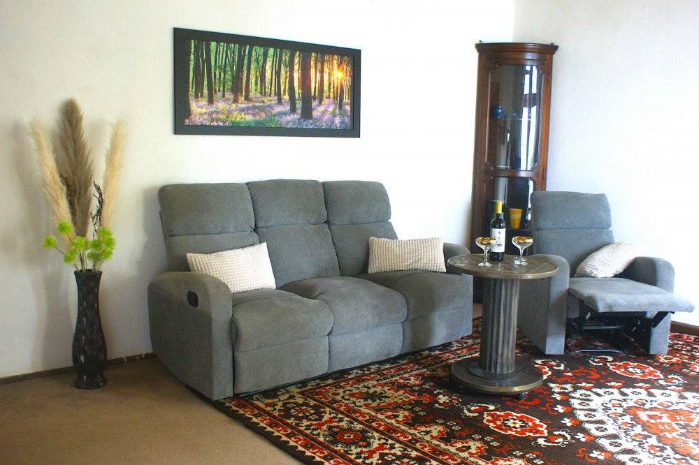 80 M² Ferienwohnung ∙ 1 Schlafzimmer ∙ 4 Gäste - Weida