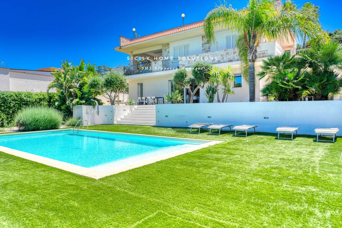 Villa ∙ 5 Bedrooms ∙ 10 Guests - Castellammare del Golfo