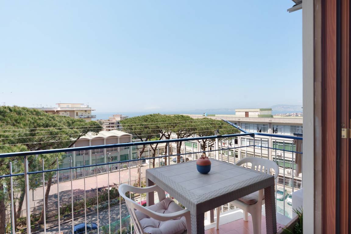 100 M² Apartment ∙ 2 Bedrooms ∙ 7 Guests - Torre del Greco