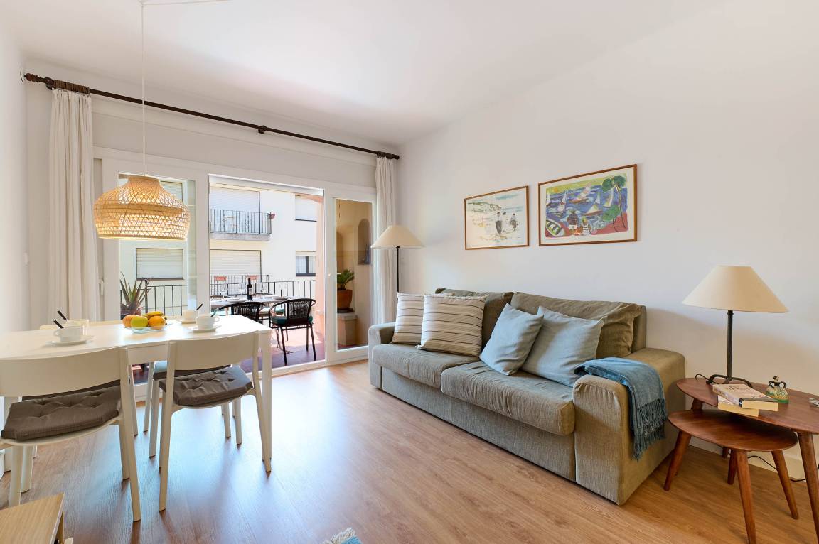 80 M² Apartament ∙ 3 Sypialnie ∙ 6 Gości - Palafrugell