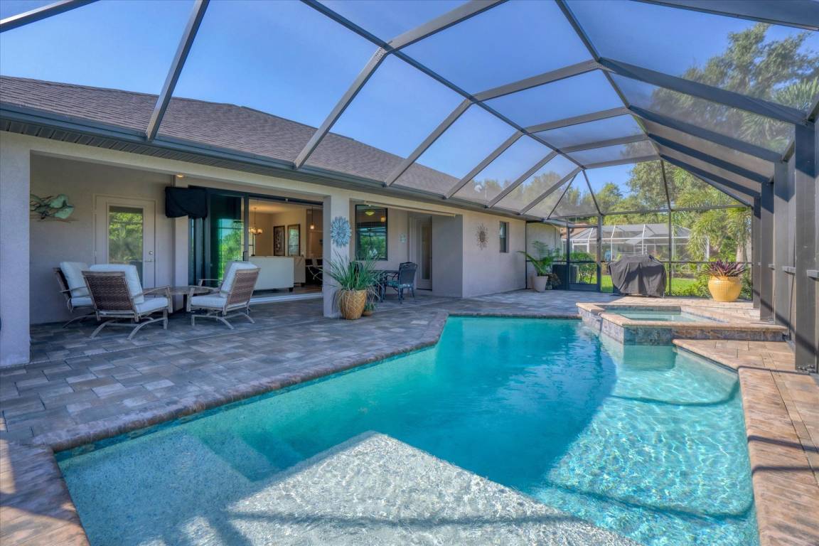 158 M² Ferienhaus ∙ 3 Schlafzimmer ∙ 6 Gäste - Port Charlotte, FL