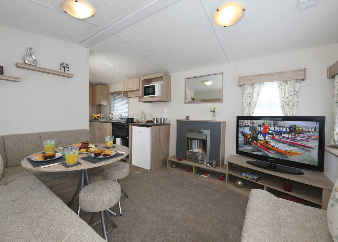 Caravan ∙ 2 Bedrooms ∙ 4 Guests - Scotland