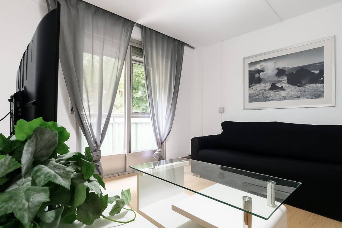 80 M² House ∙ 1 Bedroom ∙ 5 Guests - Getafe